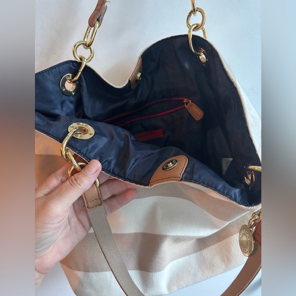 Tommy Hilfiger Striped Tan and Cream Tote Bag - Picture 8 of 8